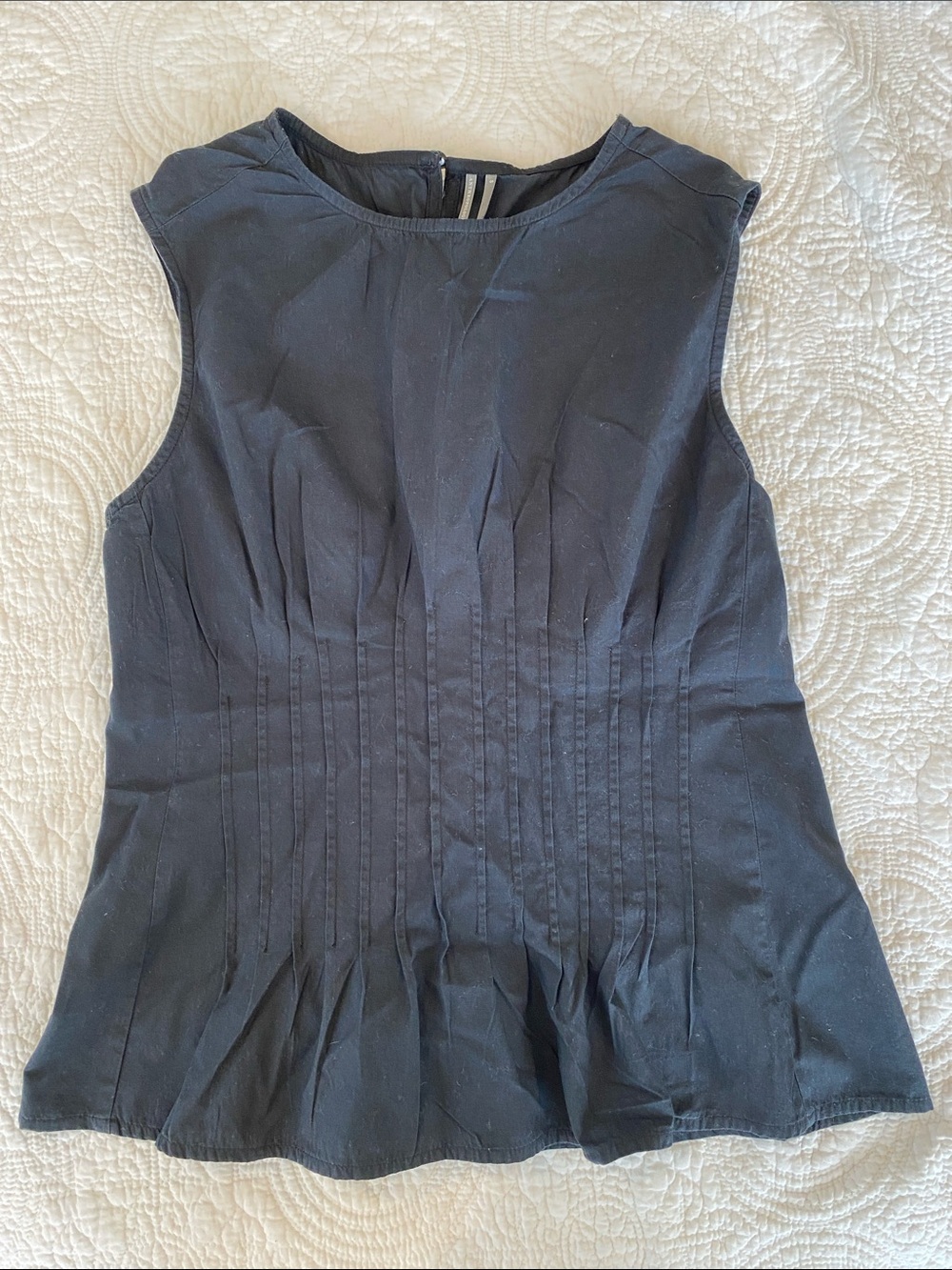 By Anthropologie cotton pleated pin tuck top S